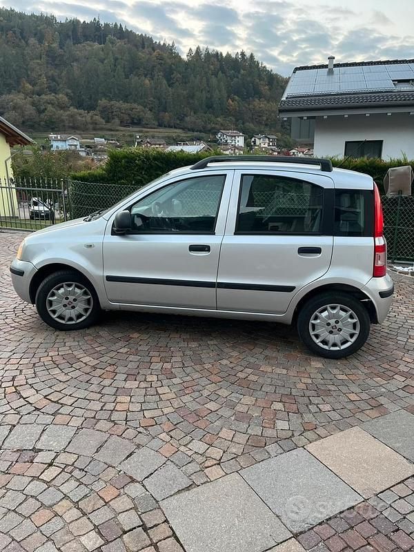 Grigio Usata 2008 Fiat Panda Due volumi | 3000 € (Buon prezzo) - Immagine 1/3