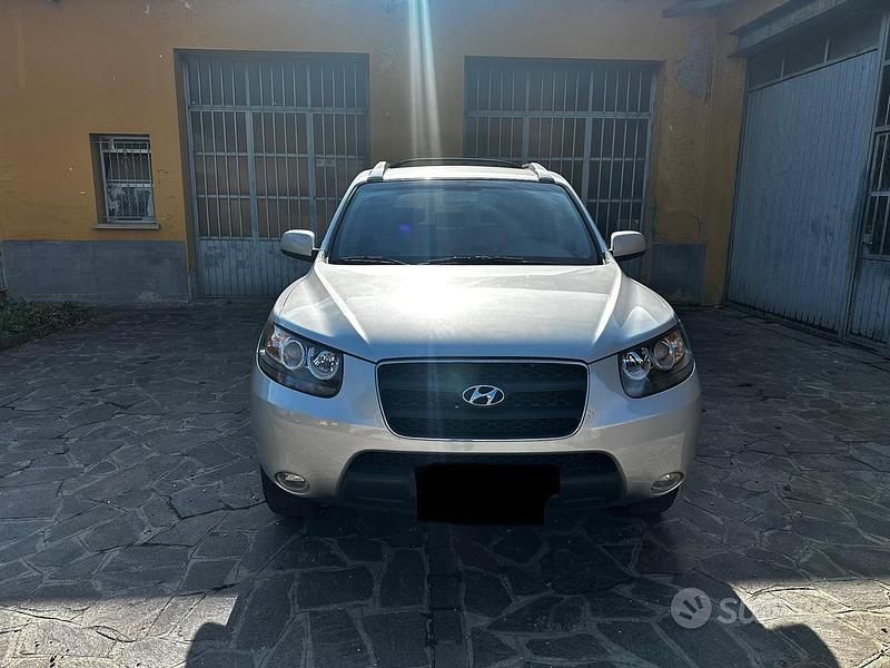 Usata Hyundai Santa Fe Dynamiq 155 CV (114 kW) 2009 Grigio SUV