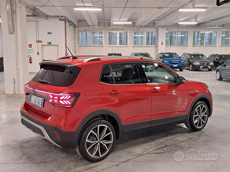 Usata VW T-Cross Style 116 CV (85 kW) 2024 Rosso SUV