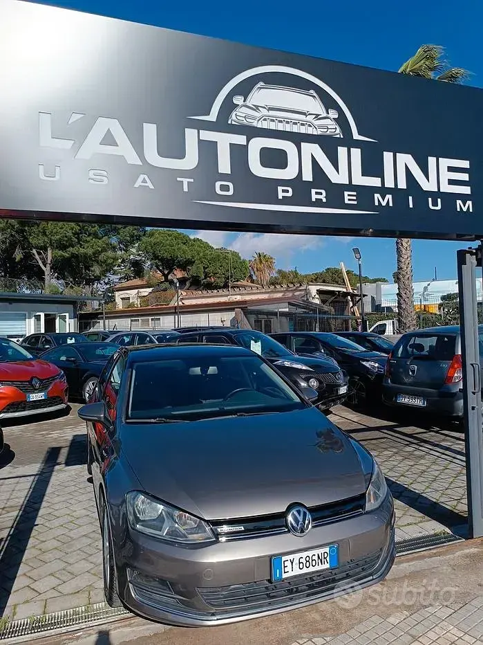 Usata VW Golf VII Trendline 110 CV (80 kW) 2015 Grigio Berlina