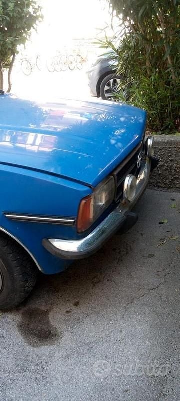 Occasion Opel Ascona 1970 Bleue Berline