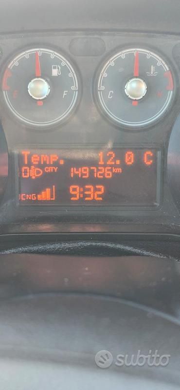 Brugt Fiat Punto 77 HK (56 kW) 2016 Blå Hatchback