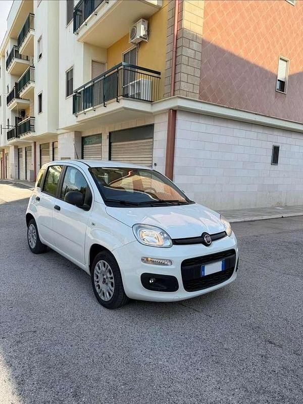Usata Fiat Panda Easy 69 CV (50 kW) 2020 Bianco Berlina