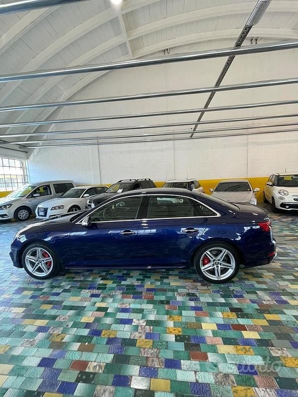 Usata Audi A4 354 CV (260 kW) 2017 Blu Berlina