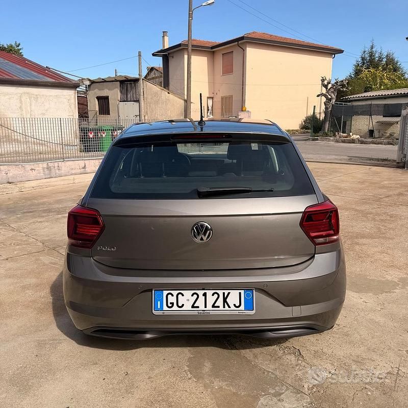 Usata VW Polo Comfortline 95 CV (69 kW) 2020 Grigio Utilitaria
