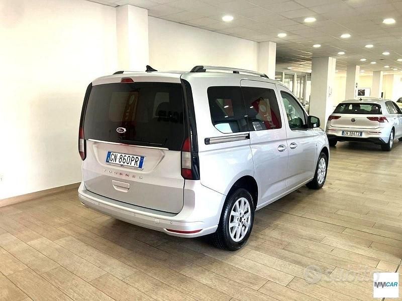 Usata Ford Tourneo Connect 122 CV (89 kW) 2023 Grigio Monovolume