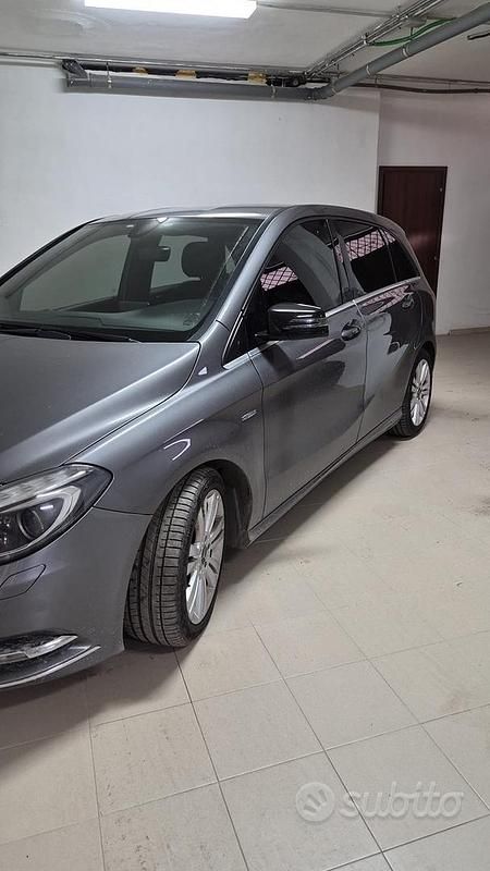 Usata Mercedes 200 2012 Monovolume