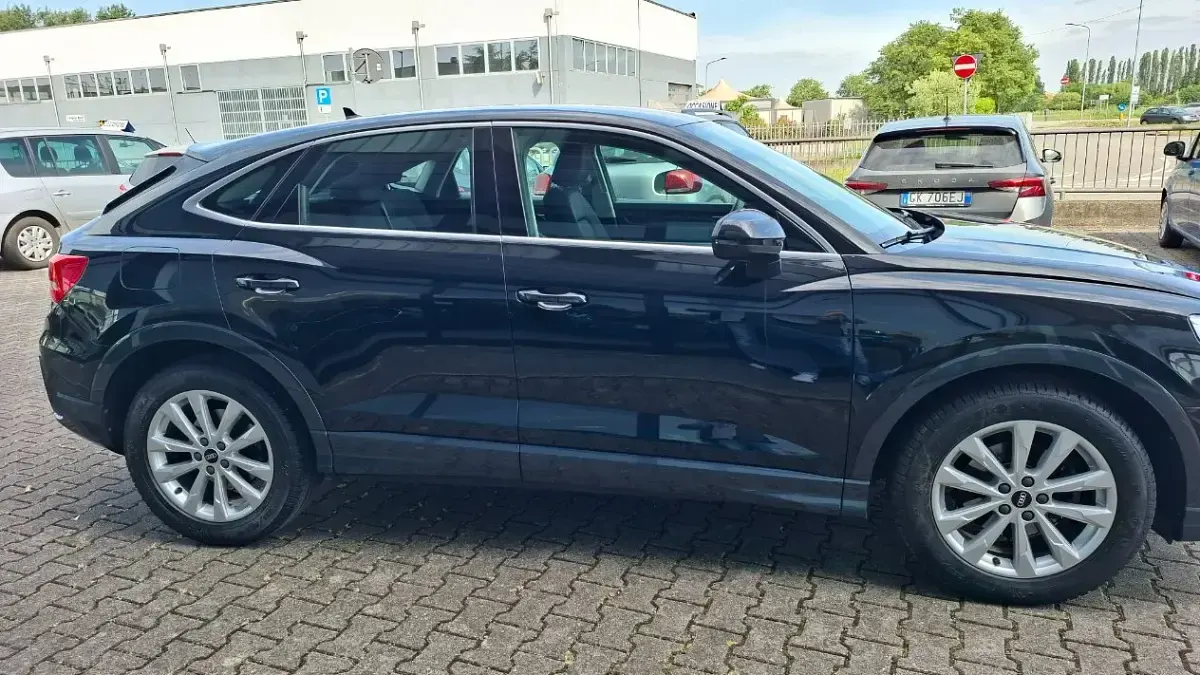 Usata Audi Q3 Sportback 150 CV (110 kW) 2022 Nero SUV
