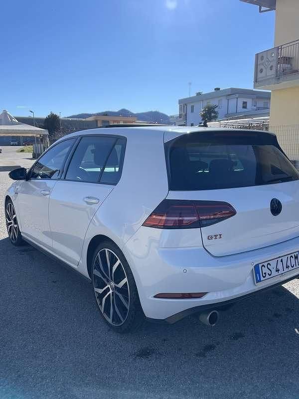 Usata VW Golf VII GTI 245 CV (180 kW) 2019 Berlina