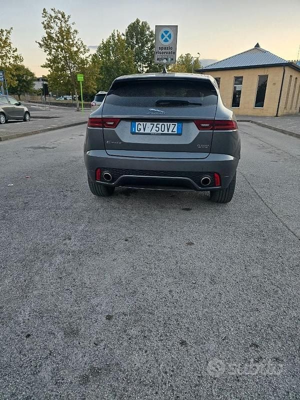 Usata Jaguar E-Pace 200 CV (147 kW) 2020 Grigio SUV