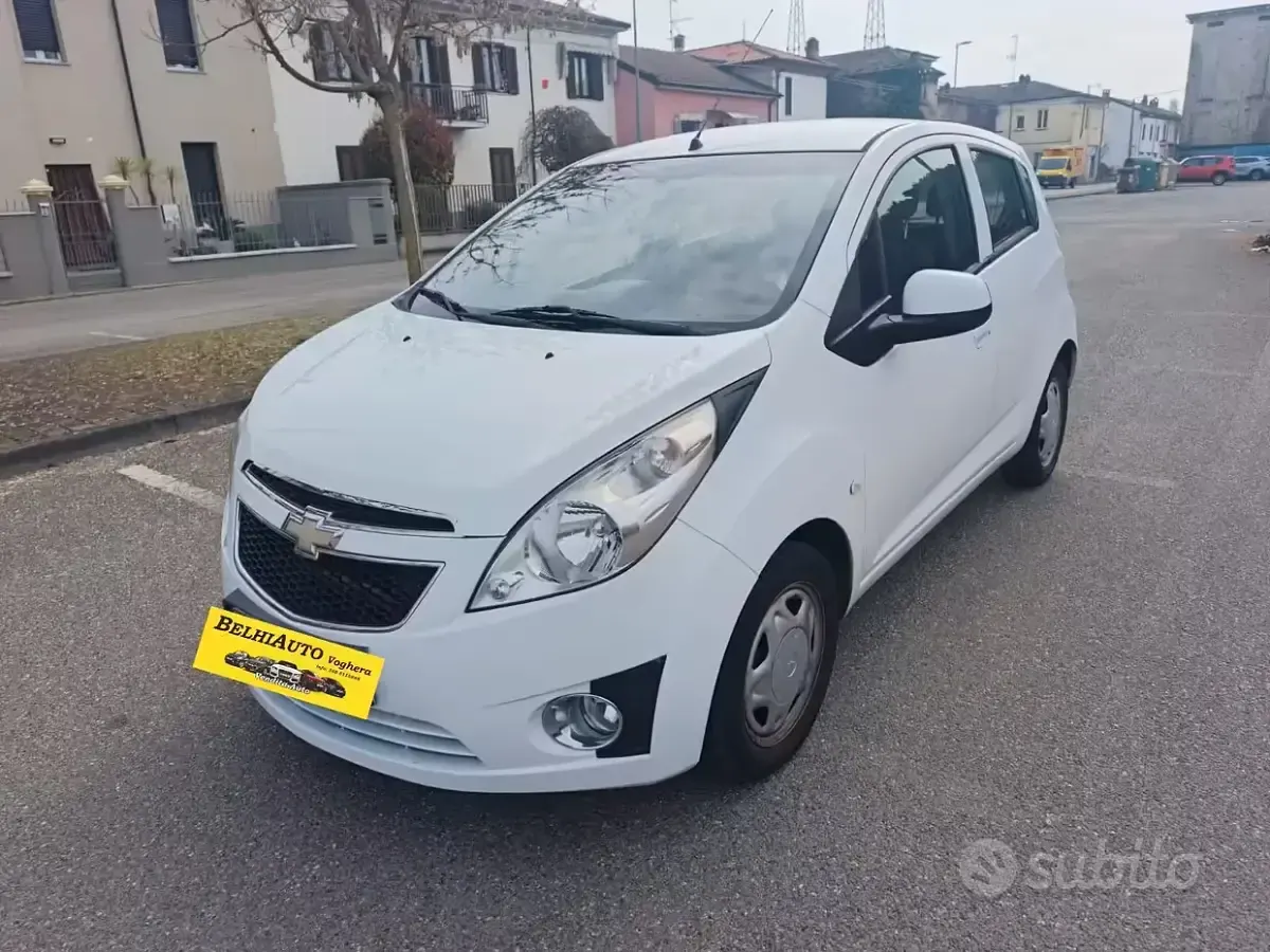 Usata Chevrolet Spark 68 CV (50 kW) 2012 Bianco Utilitaria