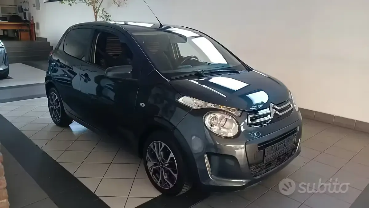 Usata Citroën C1 Shine 72 CV (52 kW) 2021 Grigio Utilitaria