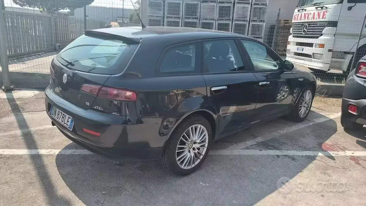 Usata Alfa Romeo 159 150 CV (110 kW) 2008 Nero Station wagon