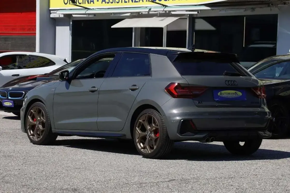 Usata Audi A1 S-Line 200 CV (147 kW) 2019 Verde scuro SUV
