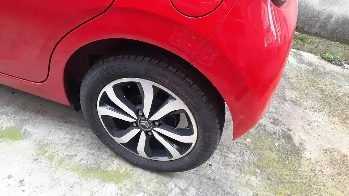 Usata Citroën C1 Feel 72 CV (52 kW) 2021 Rosso Utilitaria
