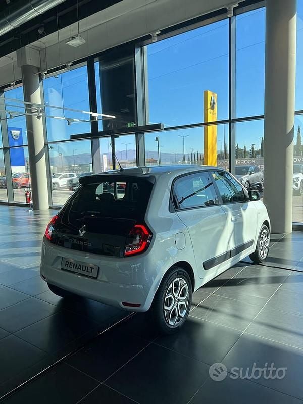 Usata Renault Twingo 60 kW (82 CV) 2023 Utilitaria