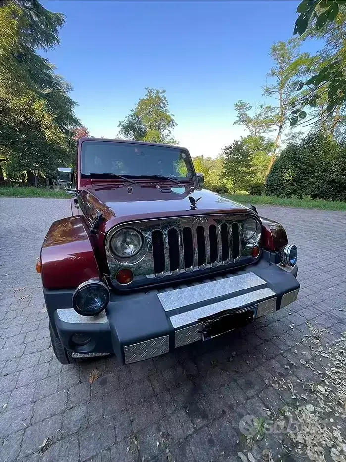 Usata Jeep Wrangler Sahara 177 CV (130 kW) 2007 Rosso SUV