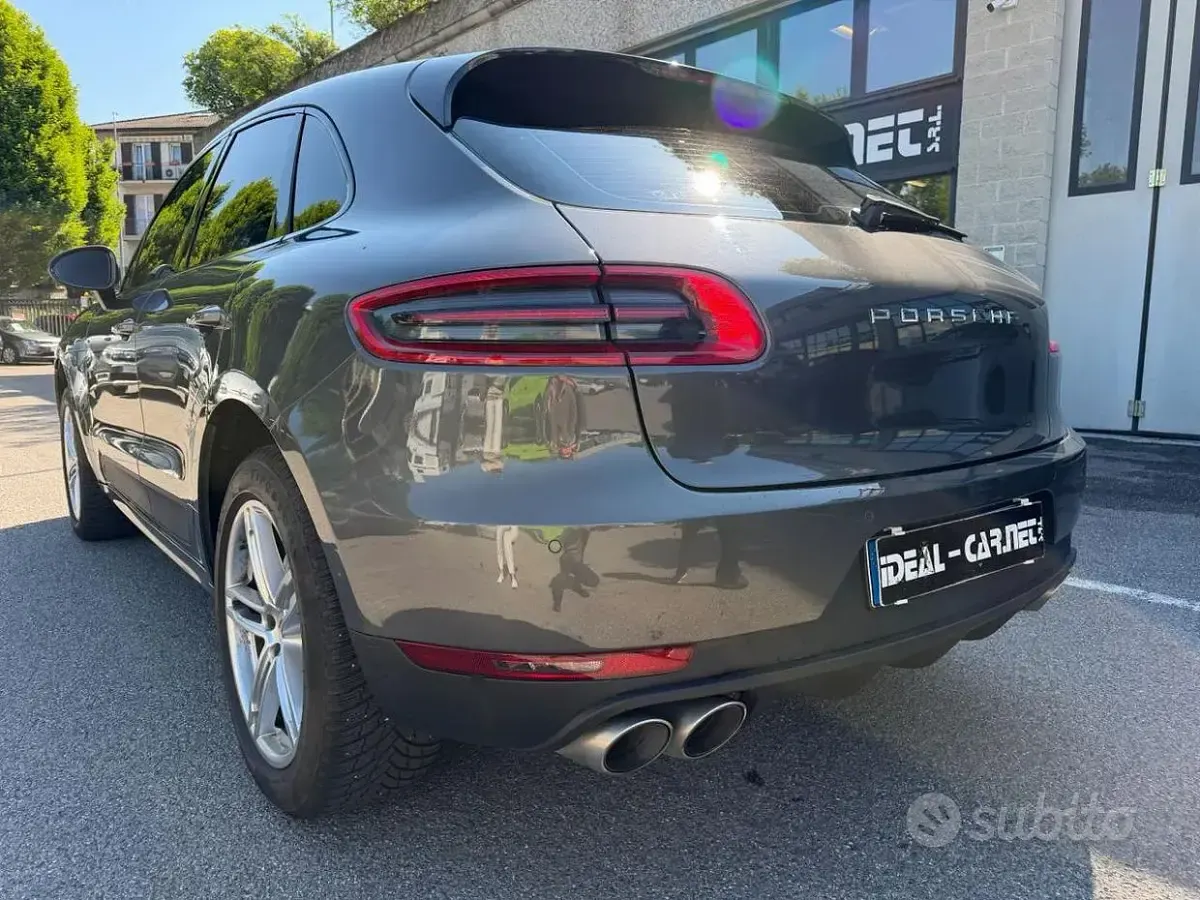 Usata Porsche Macan 250 CV (183 kW) 2015 Grigio SUV