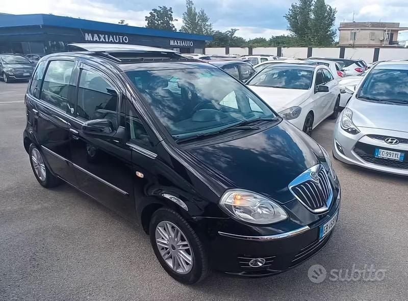 Usata Lancia Musa 77 CV (56 kW) 2010 Nero Monovolume