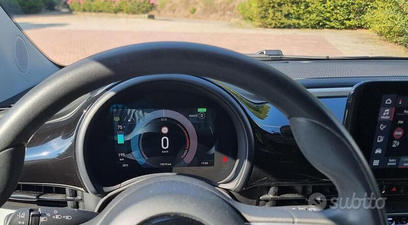 Usata Fiat 500e Passion 42 kW (58 CV) 2021 Blu Cabrio