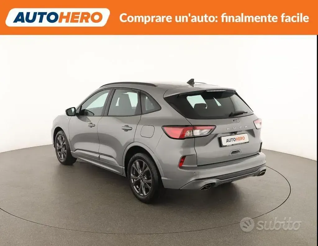 Usata Ford Kuga ST-Line 120 CV (88 kW) 2022 Grigio SUV