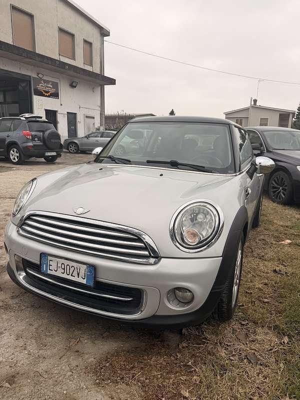 Usata Mini Cooper 122 CV (89 kW) 2011 Utilitaria
