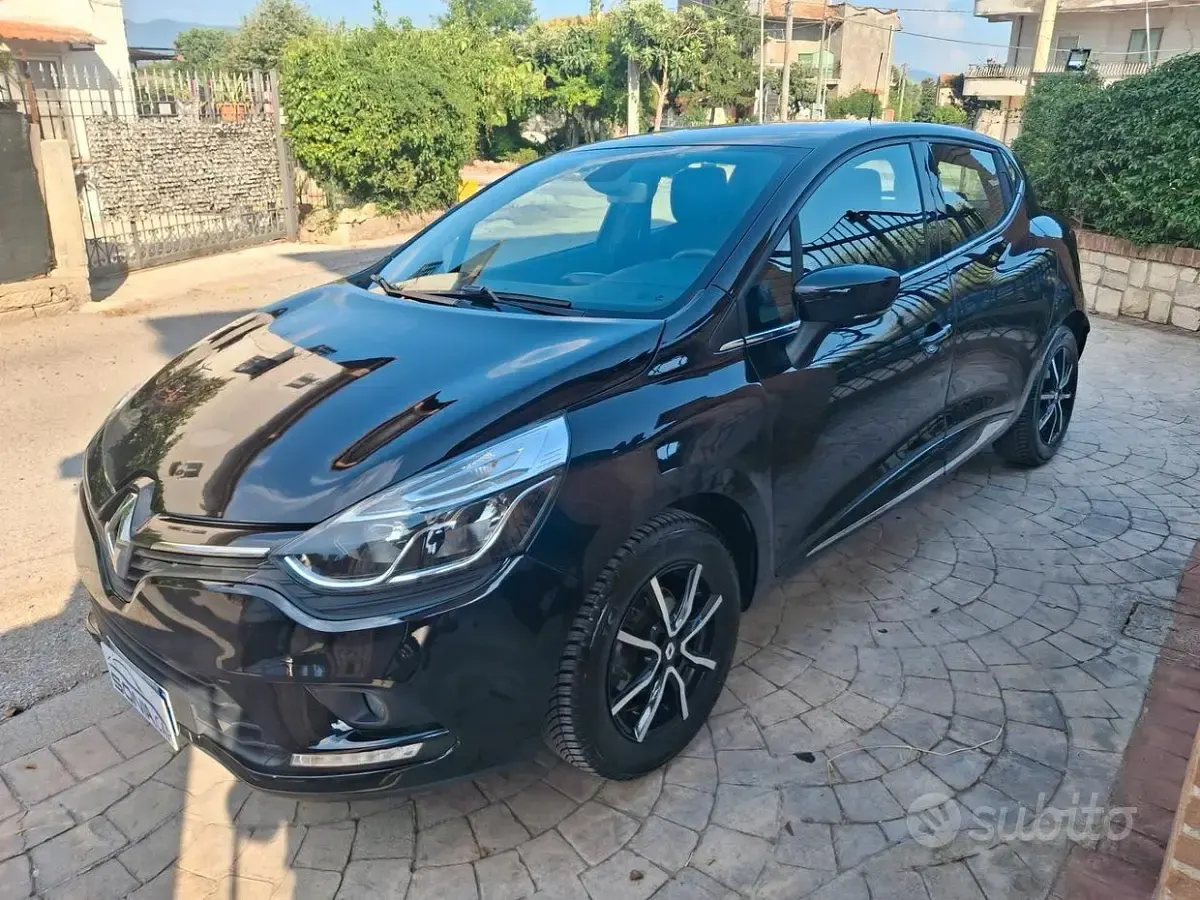 Usata Renault Clio IV Intens 90 CV (66 kW) 2017 Nero Berlina