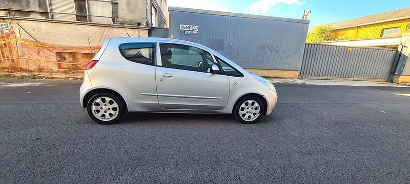Usata Mitsubishi Colt Instyle 109 CV (80 kW) 2005 Grigio Berlina