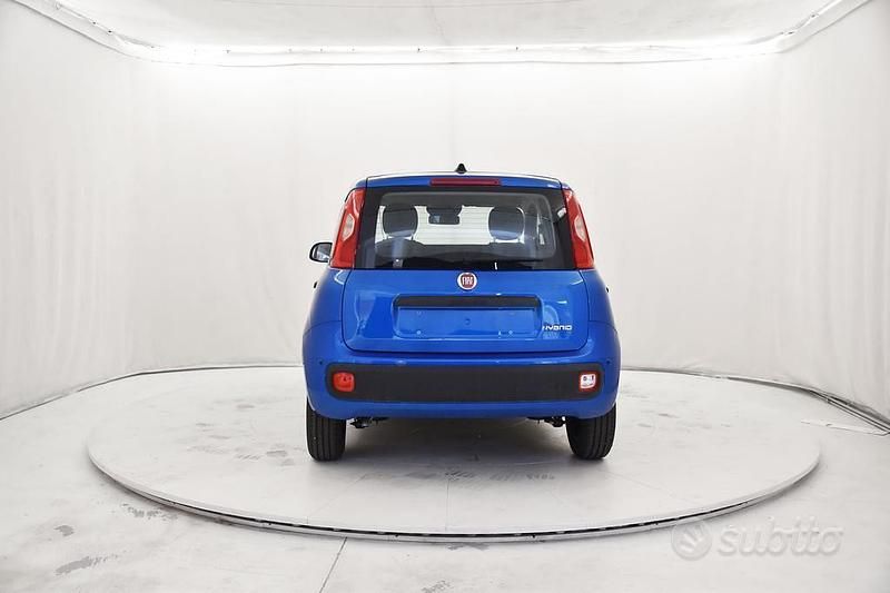Nuova Fiat Panda S 70 CV (51 kW) 2025 Blu Utilitaria