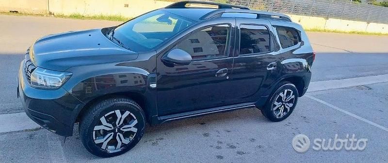 Usata Dacia Duster 90 CV (66 kW) 2023 Nero SUV