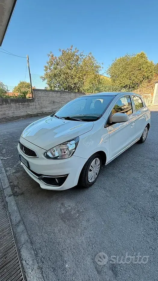 Usata Mitsubishi Space Star 71 CV (52 kW) 2018 Bianco Utilitaria