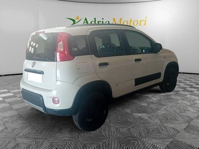 Usata Fiat Panda 4x4 S 86 CV (63 kW) 2019 Bianco Utilitaria