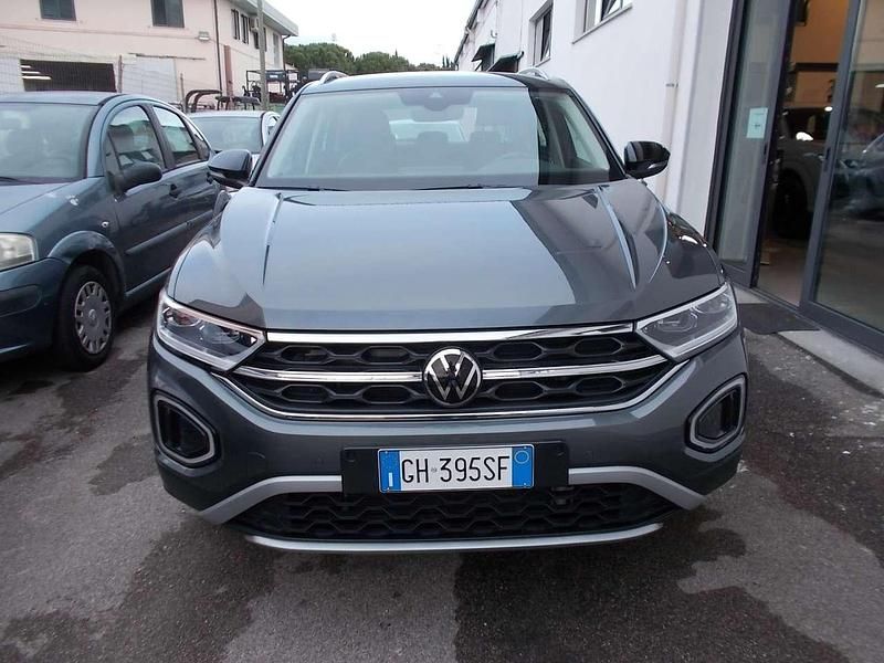 Usata VW T-Roc Style 116 CV (85 kW) 2022 Indium grey SUV