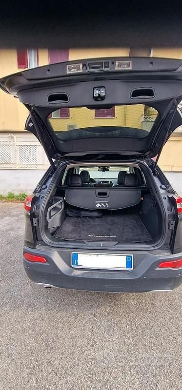 Usata Jeep Cherokee Limited 140 CV (102 kW) 2014 Nero SUV