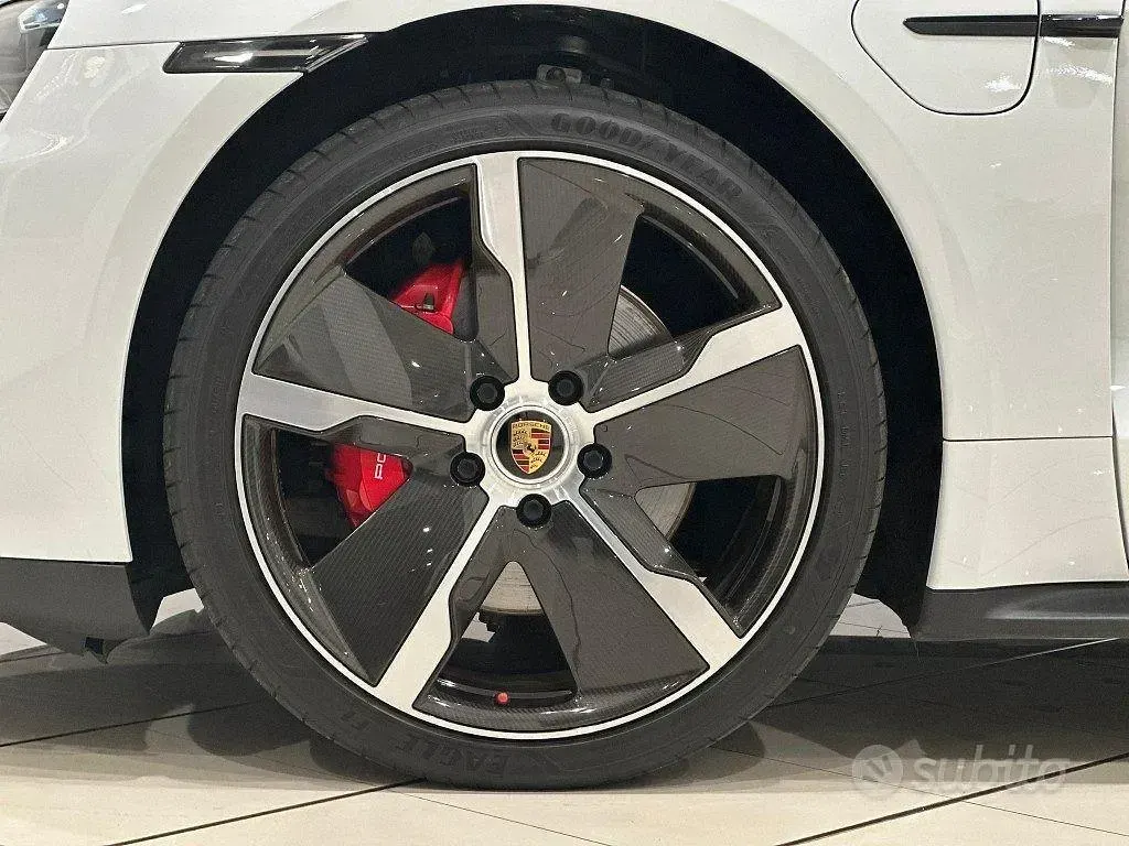 Usata Porsche Taycan 4S Performance Package 139 kW (190 CV) 2020 Bianco Berlina