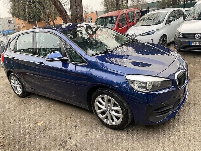Usata BMW 225 Active Tourer Advantage 135 CV (99 kW) 2019 Blu Monovolume