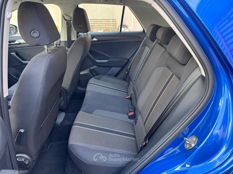 Usata VW T-Roc Business 150 CV (110 kW) 2021 Blu SUV
