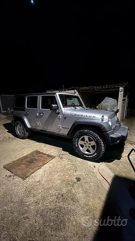 Usata Jeep Wrangler Rubicon 2011 SUV