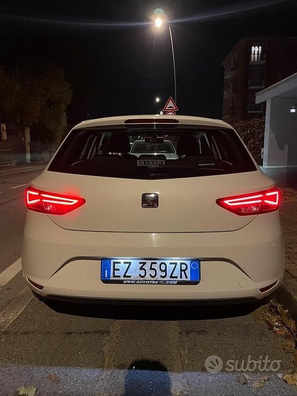 Usata 2015 Seat Leon Tre volumi | 5600 € (Ottimo prezzo) - Immagine 1/4