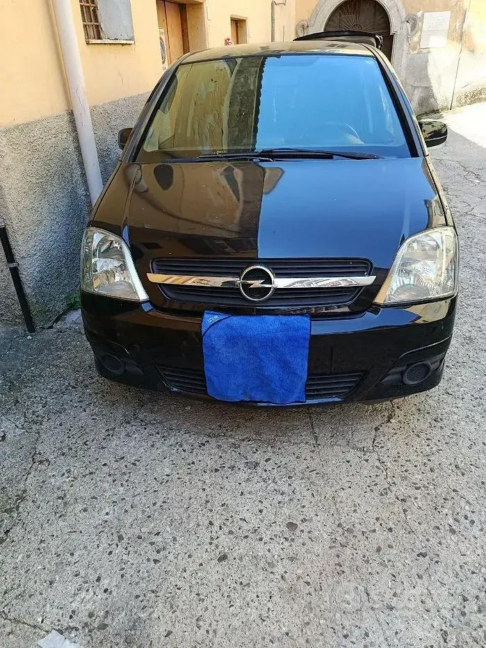 Usata Opel Meriva 75 CV (55 kW) 2005 Monovolume