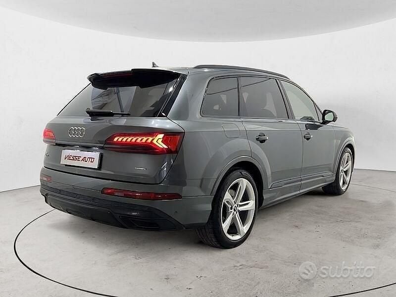 Usata Audi Q7 S-Line 462 CV (339 kW) 2022 Grigio SUV