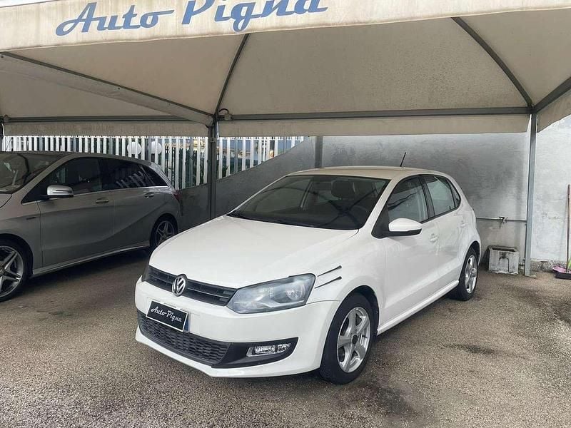Bianco Usata 2009 VW Polo Comfortline Tre volumi | 4500 € (Buon prezzo) - Immagine 1/4