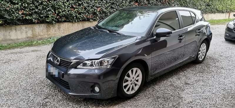 Usato 2011 Lexus CT200h 1.8 El_Hybrid 99 CV (8.300 €)