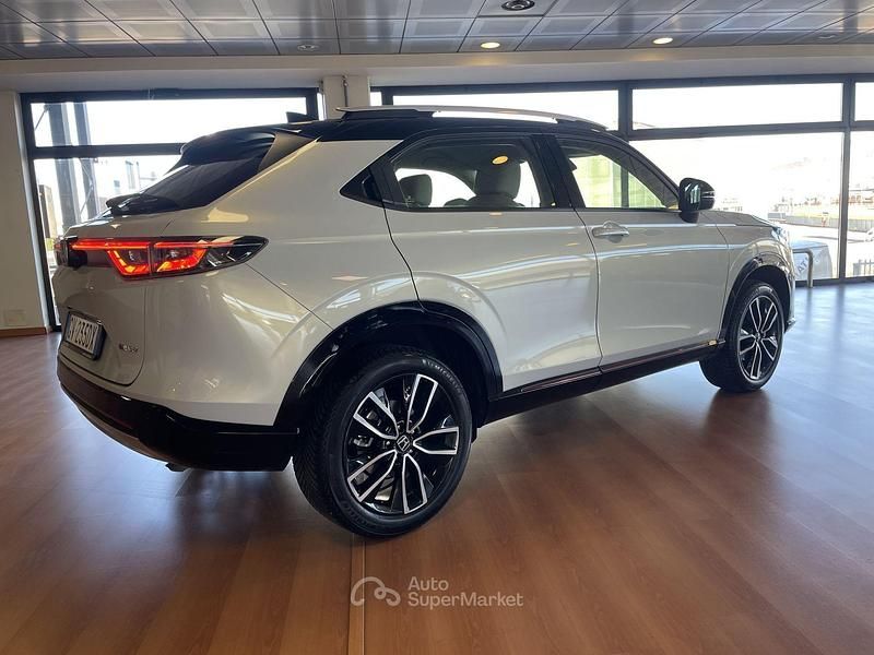 Begagnad Honda HR-V Advance 131 HK (96 kW) 2024 Vit SUV