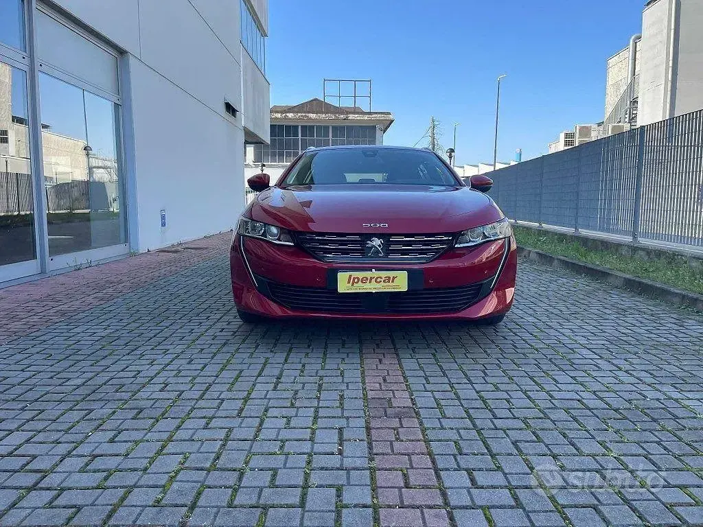Usata Peugeot 508 Allure 131 CV (96 kW) 2019 Bordeaux metallizzato Station wagon