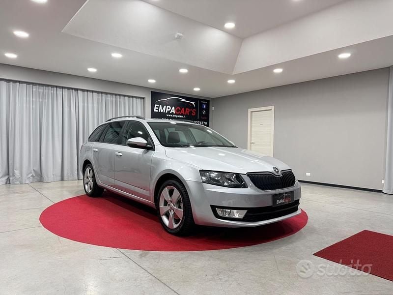 Usata Skoda Octavia Executive 150 CV (110 kW) 2014 Grigio Utilitaria