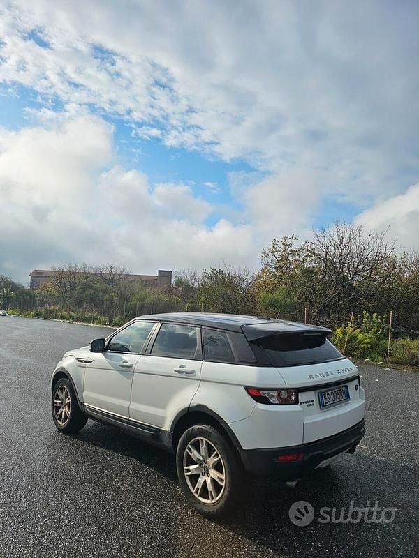 Usata Land Rover Range Rover evoque Prestige 190 CV (139 kW) 2013 Bianco SUV