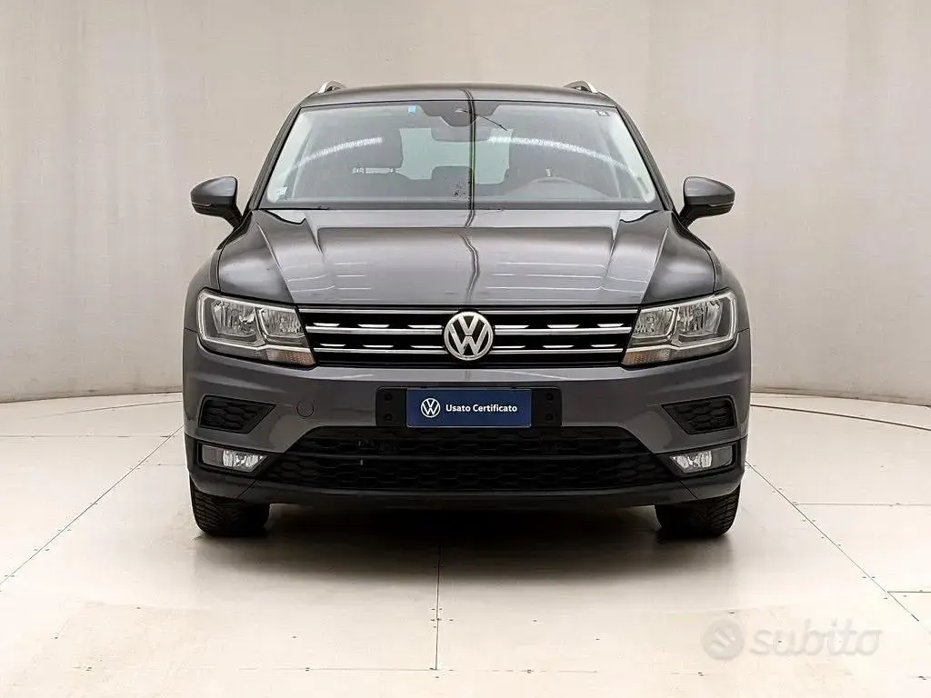 Usata VW Tiguan Business 150 CV (110 kW) 2020 Grigio SUV