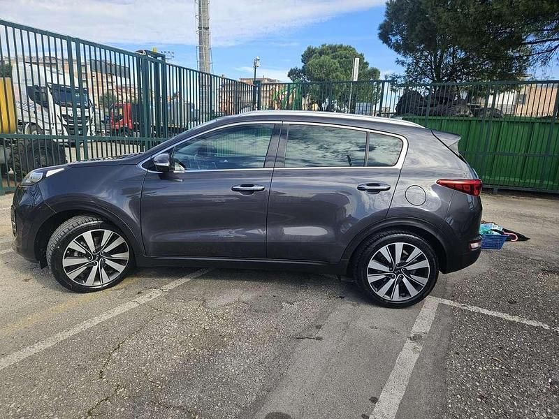 Usata Kia Sportage 141 CV (103 kW) 2018 Grigio SUV