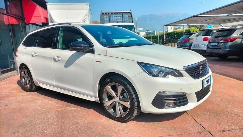 Bianco perla Usata 2020 Peugeot 308 SW GT-line Station wagon | 7000 € (Super prezzo) - Immagine 1/4